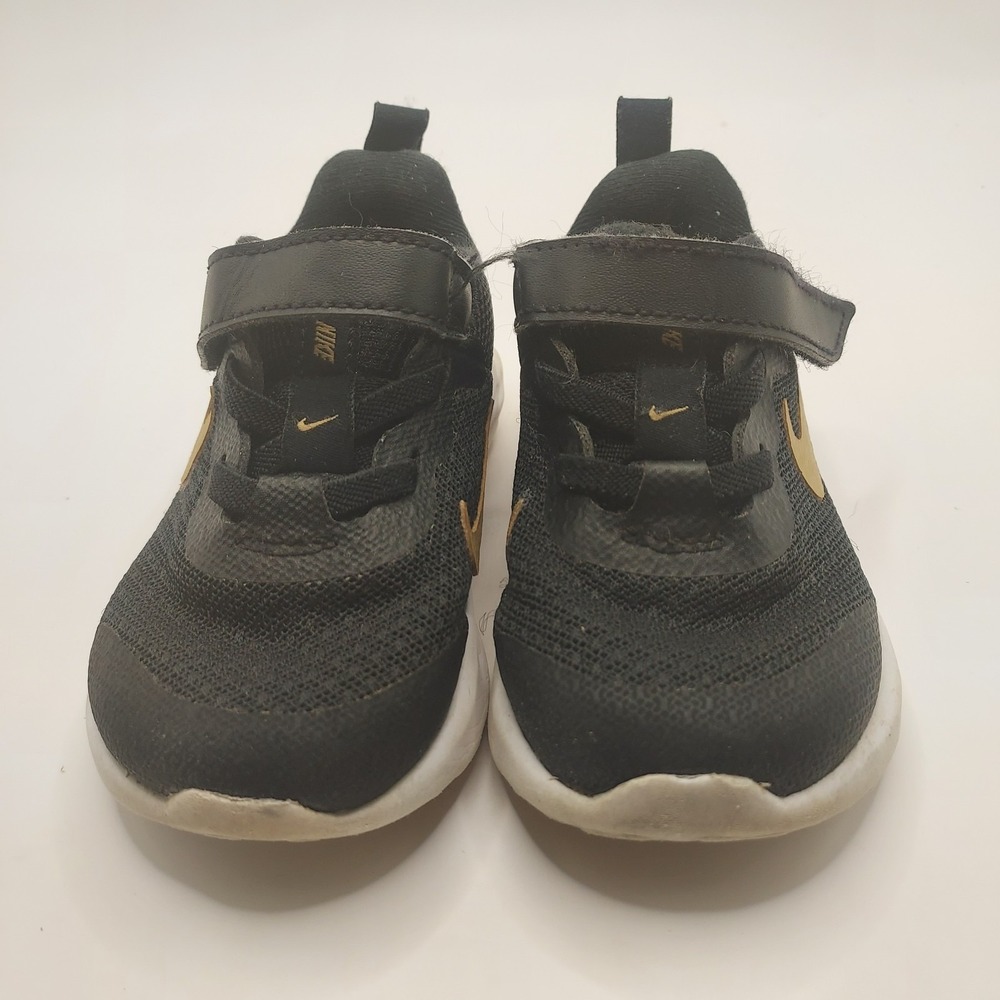 Nike Revolution  Black/Gold Unisex Toddler Size 5C